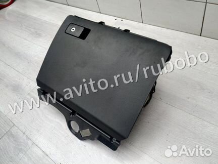 Бардачок Vw Passat B6 BVY 2006