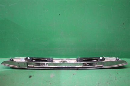 Накладка двери багажника Nissan Terrano 3 2014