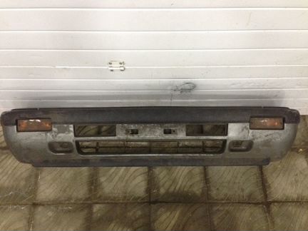 Передний бампер Nissan Micra K10 82-92