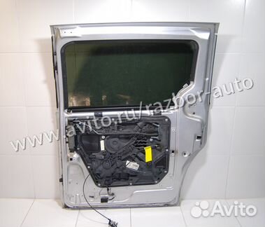 Дверь задняя правая Dodge Grand Caravan 2007-2012