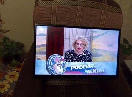 Телевизор ЖК LG28LF450U(72см). Настенный, с цифрой