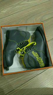 Лыжные ботинки, 35