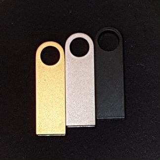 Новые Флешки 32 GB USB 3.0 гравировка на заказ