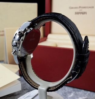 Часы Girard-Perregaux Ferrari