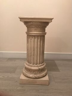 Колонна / подставка