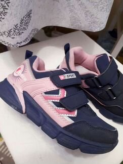 Кроссовки 18см