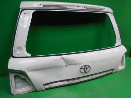 Крышка багажника Toyota Land Cruiser 200 07-15 г