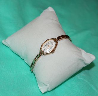 Tavannes - красное золото 375 пробы