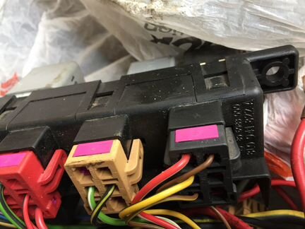 Реле стеклоочистителя 4B0955531A vw audi skoda