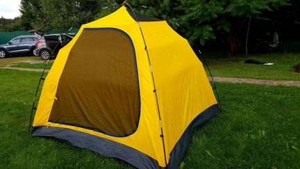 Палатка для кемпинга трехместная высота 180 см