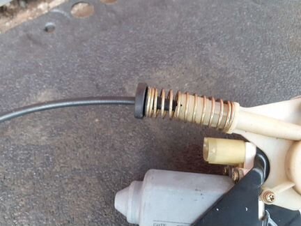 Стеклоподъёмник задний bmw e39