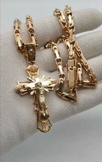 Золотая цепь и золотой крест