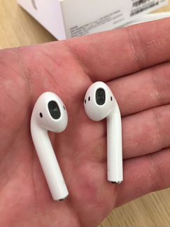AirPods