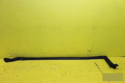 Уплотнитель двери левый Lexus Rc 1 2014-2020