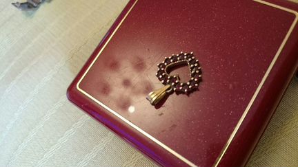 Кулон сердце гранат на цепочке позолота