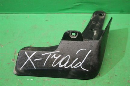 Брызговик передний правый Nissan X-Trail T32 2015