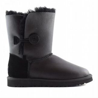 Угги кожа с пуговицей черные