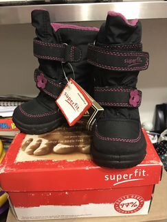 Сапоги на девочку,фирма Superfit