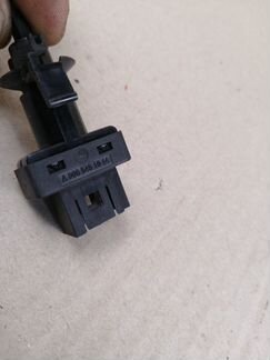 Включатель стоп-сигнала Mercedes-Benz A-Class W169