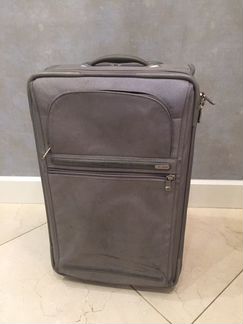 Чемодан на колесах Tumi 22022S4