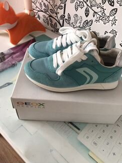 Кроссовки для девочки geox 33 р