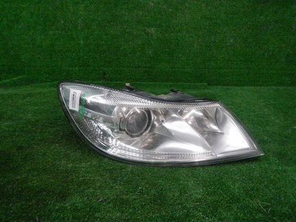 Фара правая Skoda Octavia A5 (2008-2013) ксенон 1Z