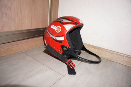 Горнолыжный шлем 52-56 см