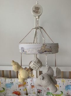 Мобиль mothercare