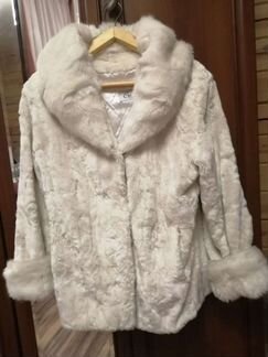 Искусственная шуба р. 44-46 б/у