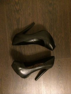 Чёрные туфли (новые )