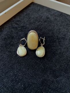 Кольцо и серьги с янтарем