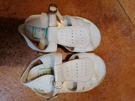 Сандали Новые размер 20