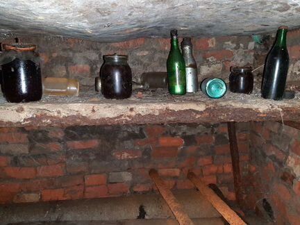 Старые банки, бутылки - закрутки из 80х годов