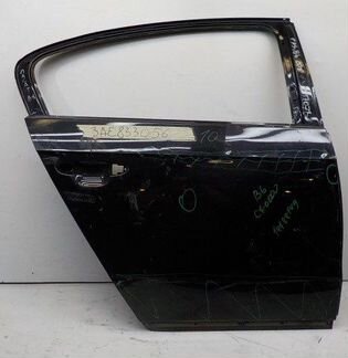 Задняя правая дверь Volkswagen Passatb6