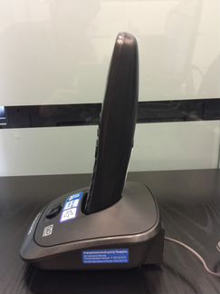 Радиотелефон с автоответчиком Panasonic KX-TG2521