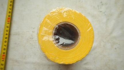 Желтые 100х30 этикетки наклейки стикеры