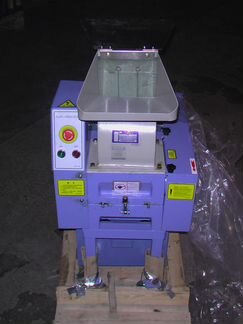 Дробилка для пластика XFS-180 HSS-180B