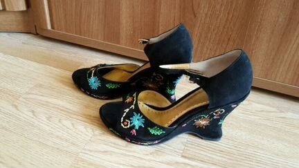 Босоножки Alla Pugachova