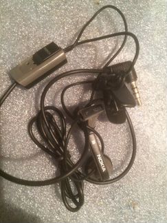 Наушники Nokia