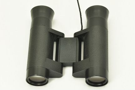 Компактный бинокль zeiss 8 х20 B Германия