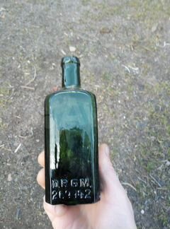 Бутылка пруссии