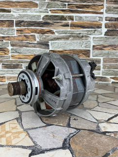 Двигатель стиральной машины Brandt U2.5045.01.L.05