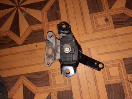 Опора Двигателя (Гидравлическая) Toyota Gaia/Nadia