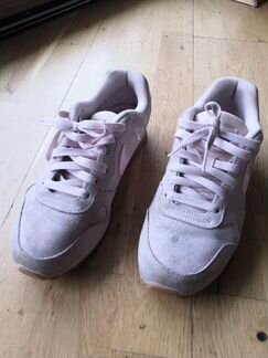 Кроссовки Nike 36р б/у