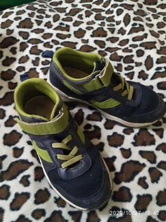 Кроссовки chicco (30 размер)