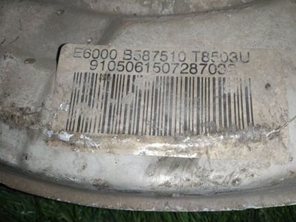 Кулак задний задний левый Bmw 525D E60 M57N