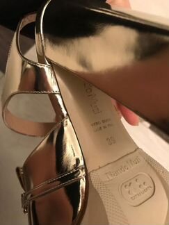 Босоножки Nando Muzi 39