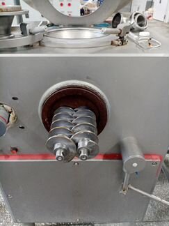 Шприц вакуумный шнековый Компо Опти 2000