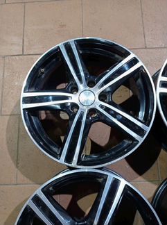 Диски бу литые R17 LU на Mercedes Audi