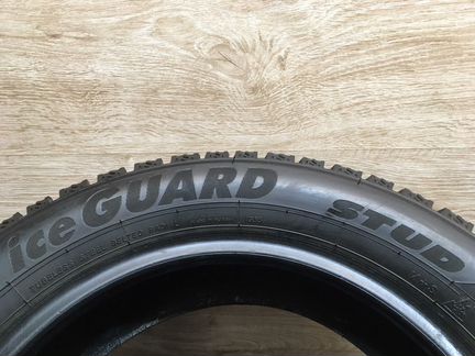 Yokohama Ice Guard IG55 185/60 R15 88T